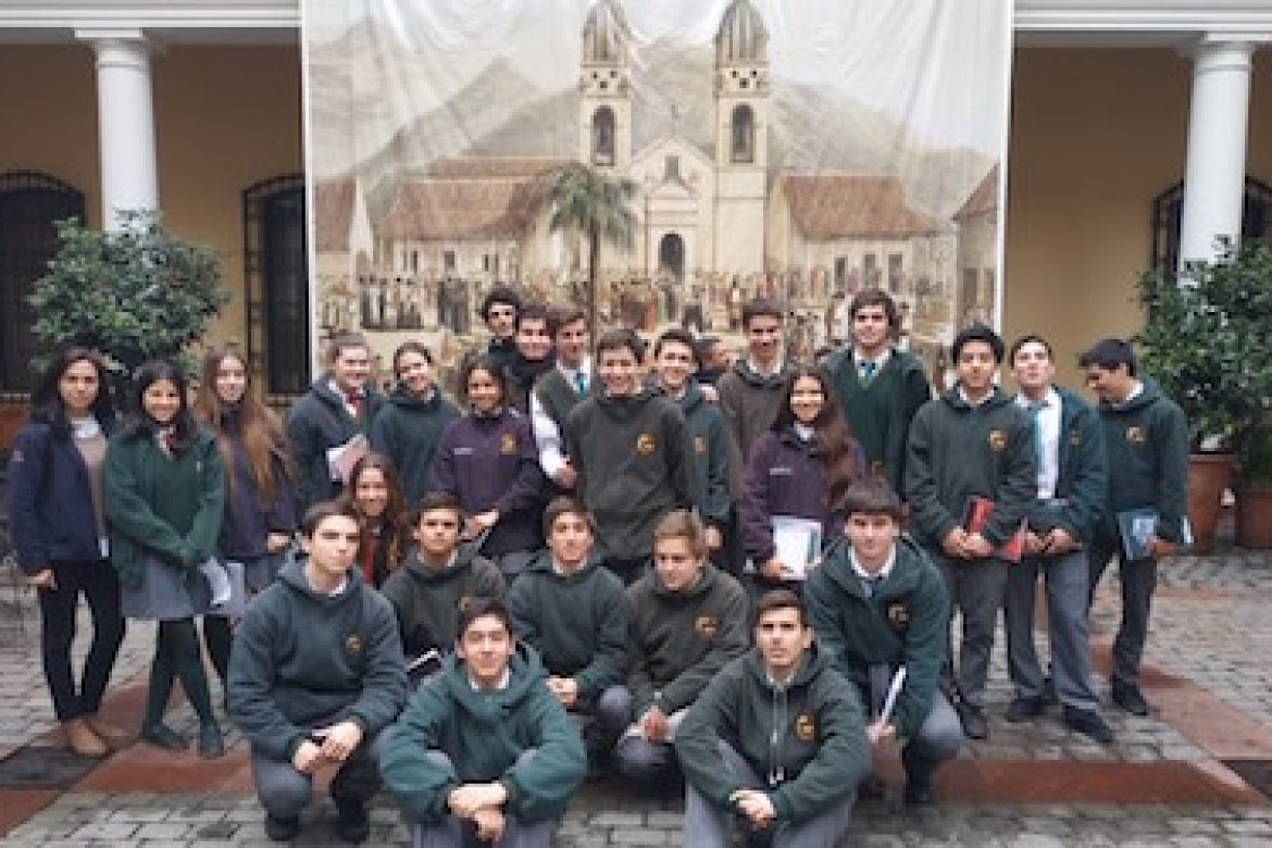 Salida Académica de Junior Class, visitando el  Museo Histórico Nacional, el Banco Central y su museo numismático.