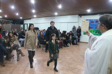 1st Grade: Consagración a la Sagrada Familia